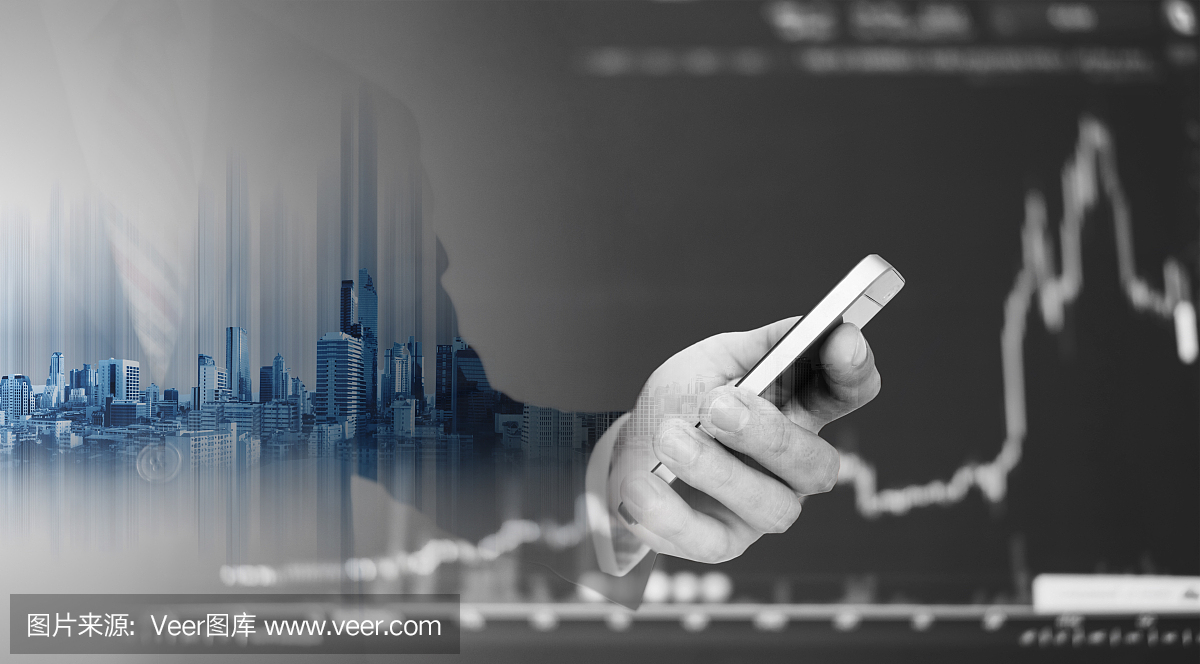 雙重曝光商人使用手機與提升圖形智能手機。業務增長和投資